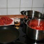 Hackfleisch Bolognese: Ab in die Pfanne