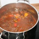 Gulasch: Im Topf Gulasch: Im Topf